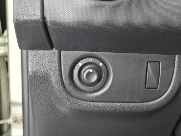 Renault Sandero II с пробегом 2017 года, цена 930 000 рублей, 161000 км, хэтчбек, Автокод Объявления