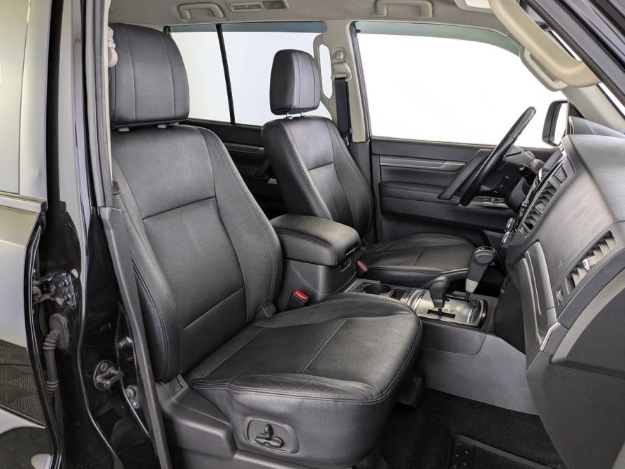 Mitsubishi Pajero IV Рестайлинг 2 Москва  - изображение 20