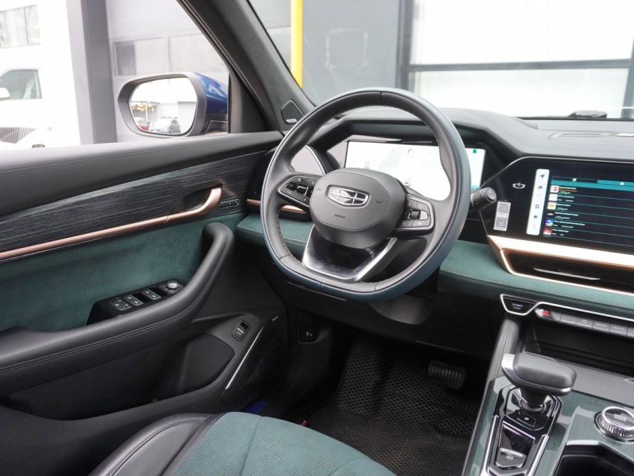 Geely Monjaro I Москва  - изображение 13