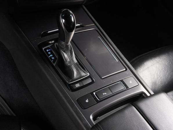 Hyundai Genesis II с пробегом 2014 года, цена 2 075 000 рублей, 225974 км, седан, Автокод Объявления