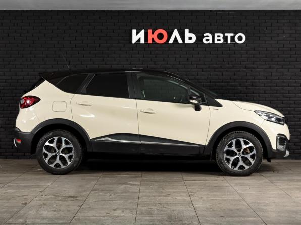 Renault Kaptur I с пробегом 2018 года, цена 1 835 000 рублей, 71355 км, внедорожник, Автокод Объявления