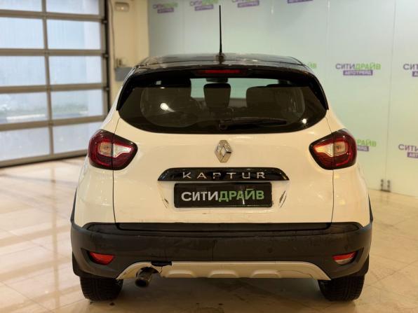 Renault Kaptur I Рестайлинг с пробегом 2021 года, цена 1 085 000 рублей, 175590 км, внедорожник, Автокод Объявления