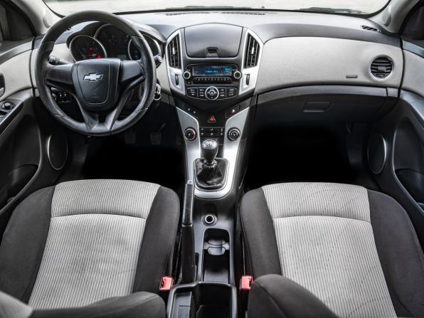 Chevrolet Cruze I Рестайлинг с пробегом 2013 года, цена 680 000 рублей, 184558 км, седан, Автокод Объявления
