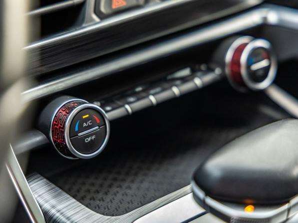 Geely Tugella I Рестайлинг с пробегом 2023 года, цена 2 998 000 рублей, 45828 км, внедорожник, Автокод Объявления