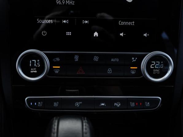 Renault Samsung SM6 I Рестайлинг с пробегом 2022 года, цена 2 300 000 рублей, 54996 км, седан, Автокод Объявления