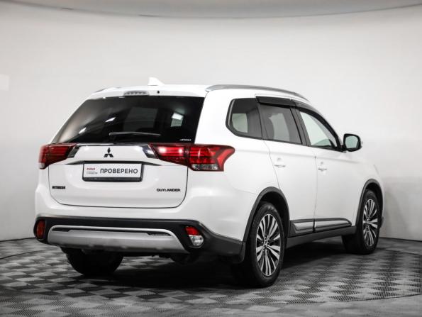 Mitsubishi Outlander III Рестайлинг 3 с пробегом 2019 года, цена 2 099 000 рублей, 157961 км, внедорожник, Автокод Объявления