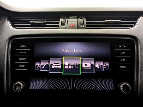 Skoda Octavia III (A7) Рестайлинг с пробегом 2017 года, цена 1 515 000 рублей, 97857 км, лифтбек, Автокод Объявления