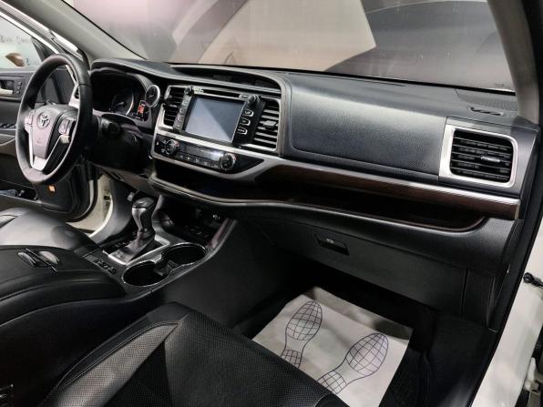 Toyota Highlander III (XU50) с пробегом 2014 года, цена 2 700 000 рублей, 234302 км, внедорожник, Автокод Объявления