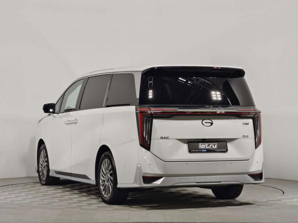 GAC M8 с пробегом 2024 года, цена 5 149 000 рублей, 7773 км, минивэн, Автокод Объявления