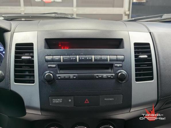 Mitsubishi Outlander II Рестайлинг с пробегом 2011 года, цена 1 198 000 рублей, 209000 км, внедорожник, Автокод Объявления