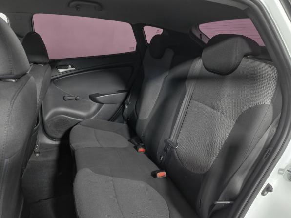 Hyundai Solaris I с пробегом 2013 года, цена 554 000 рублей, 174614 км, хэтчбек, Автокод Объявления