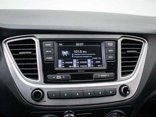 Hyundai Solaris II Рестайлинг с пробегом 2022 года, цена 1 650 000 рублей, 114302 км, седан, Автокод Объявления