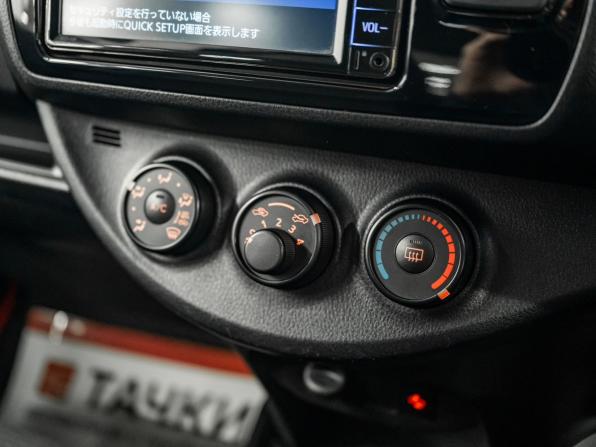 Toyota Vitz III (XP130) Рестайлинг 2 с пробегом 2019 года, цена 1 000 000 рублей, 105400 км, хэтчбек, Автокод Объявления