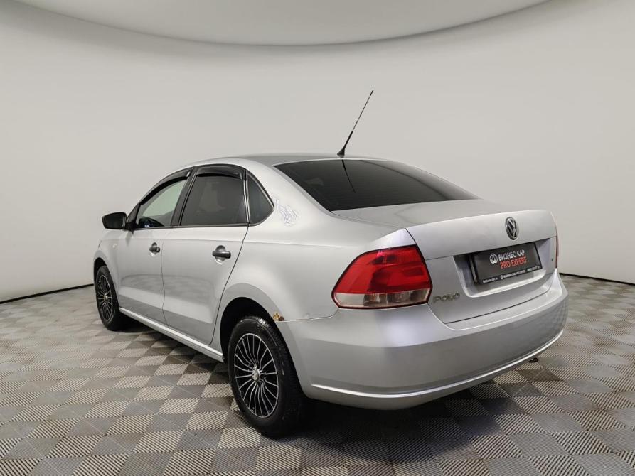 Volkswagen Polo V Москва  - изображение 7