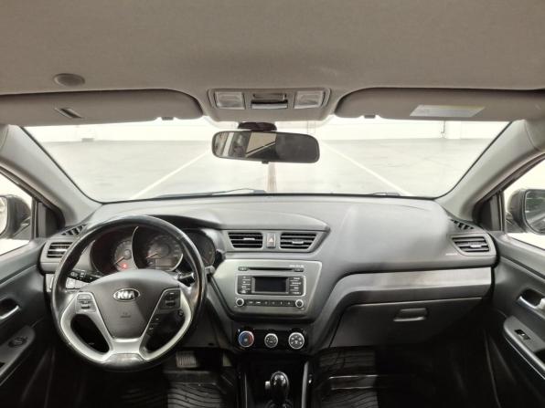 Kia Rio III Рестайлинг с пробегом 2017 года, цена 1 250 000 рублей, 92292 км, седан, Автокод Объявления