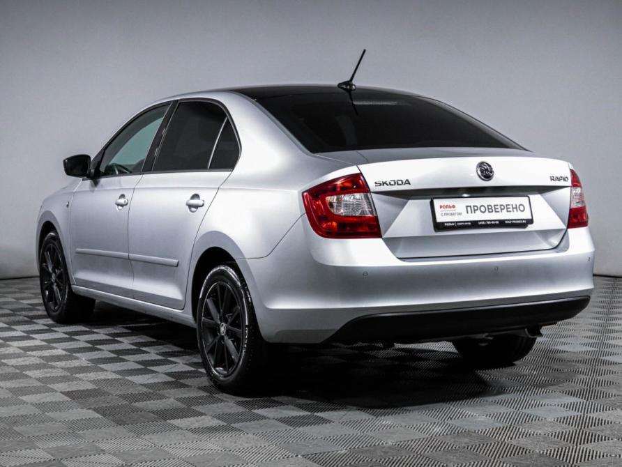 Skoda Rapid I Москва  - изображение 8