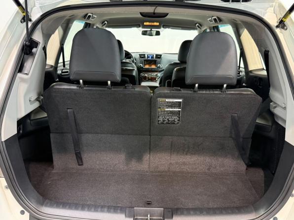 Toyota Highlander II (XU40) Рестайлинг с пробегом 2010 года, цена 2 250 000 рублей, 211876 км, внедорожник, Автокод Объявления