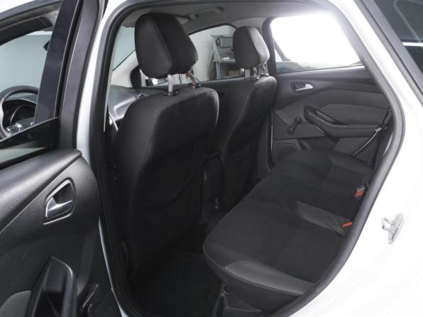 Ford Focus III с пробегом 2012 года, цена 390 000 рублей, 300984 км, седан, Автокод Объявления