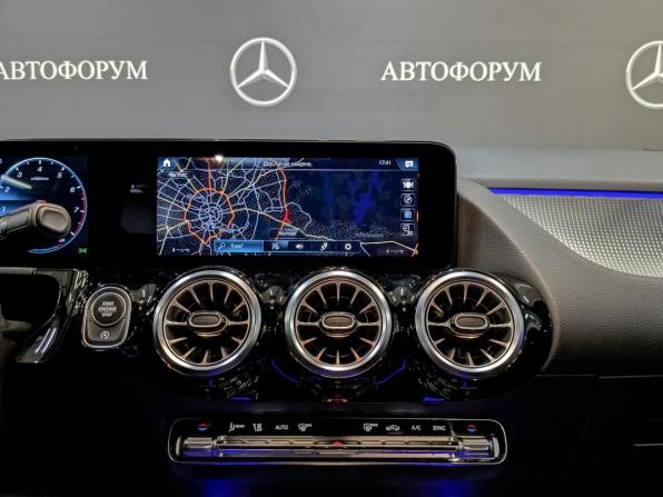Mercedes-Benz GLA II (H247) с пробегом 2021 года, цена 4 050 000 рублей, 52566 км, внедорожник, Автокод Объявления