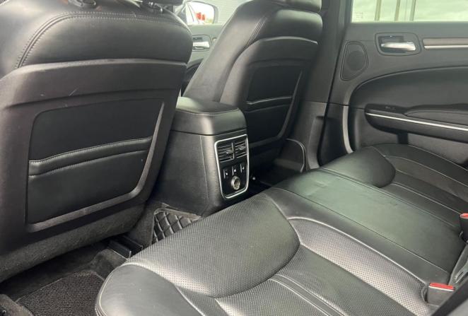 Chrysler 300C II с пробегом 2012 года, цена 1 625 000 рублей, 212059 км, седан, Автокод Объявления