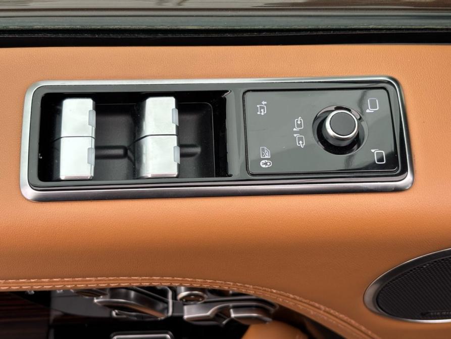 Land Rover Range Rover IV Рестайлинг Пермь  - изображение 11