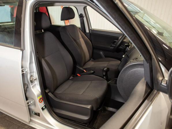 Skoda Fabia II Рестайлинг с пробегом 2011 года, цена 545 000 рублей, 136847 км, хэтчбек, Автокод Объявления