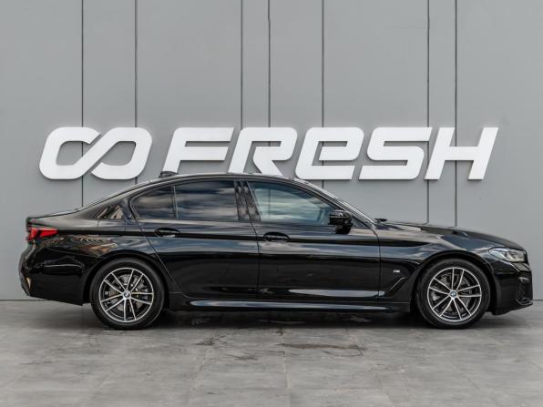 BMW 5 серии VII (G30/G31/G38) Рестайлинг с пробегом 2021 года, цена 4 270 000 рублей, 108719 км, седан, Автокод Объявления