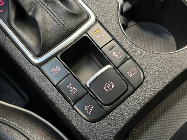 Kia Sportage IV с пробегом 2018 года, цена 2 150 000 рублей, 141241 км, внедорожник, Автокод Объявления
