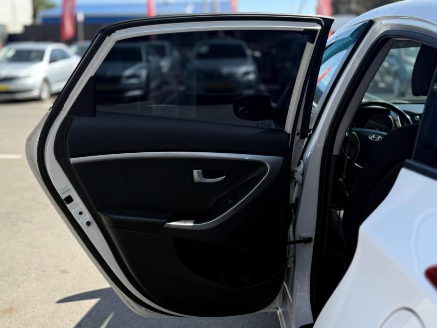 Hyundai i30 II Альметьевск  - изображение 22