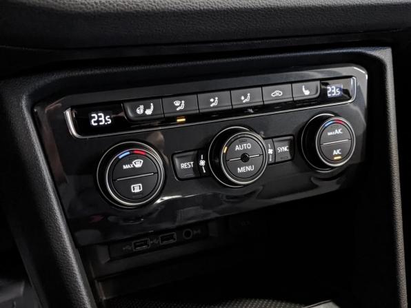 Volkswagen Tiguan II с пробегом 2020 года, цена 2 650 000 рублей, 95934 км, внедорожник, Автокод Объявления