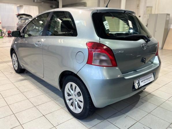 Toyota Yaris II с пробегом 2008 года, цена 749 000 рублей, 87756 км, хэтчбек, Автокод Объявления