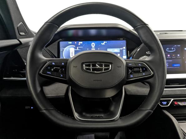 Geely Monjaro I с пробегом 2024 года, цена 3 650 000 рублей, 38670 км, внедорожник, Автокод Объявления