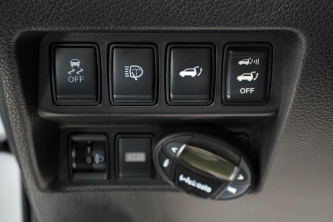 Nissan X-Trail III с пробегом 2015 года, цена 1 659 000 рублей, 158000 км, внедорожник, Автокод Объявления