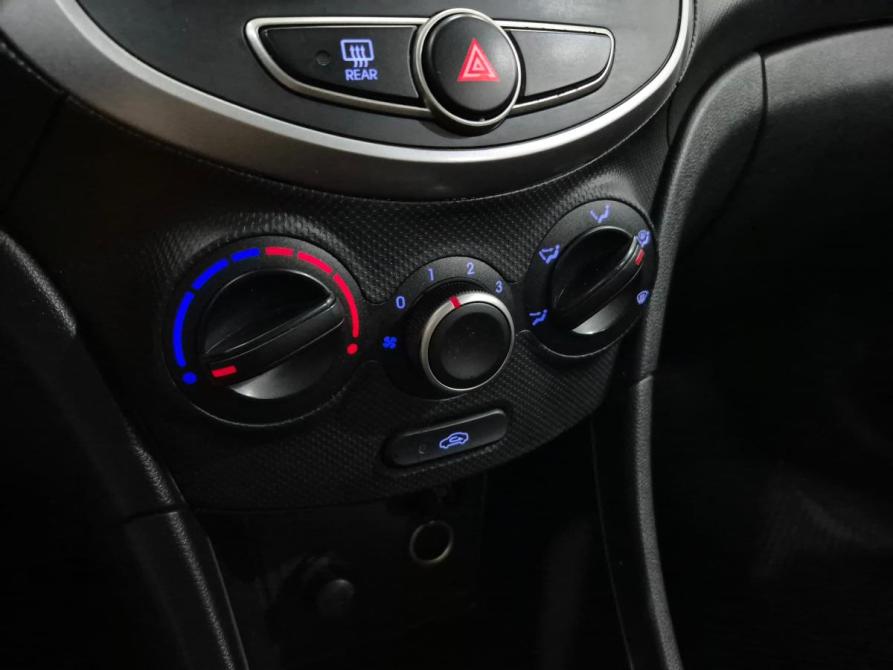 Hyundai Solaris I Рестайлинг Альметьевск  - изображение 17