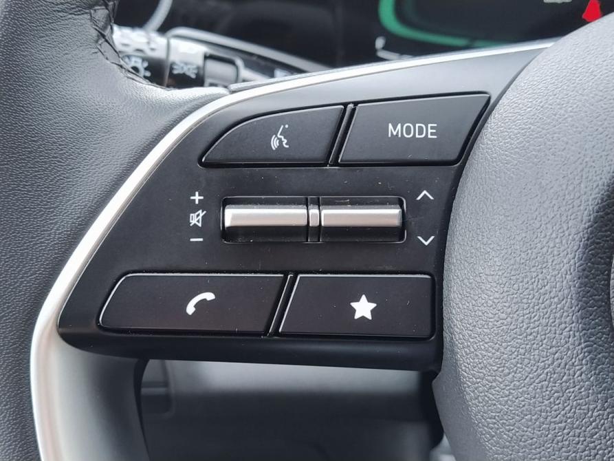Hyundai Elantra VII (CN7) Рестайлинг Екатеринбург  - изображение 11