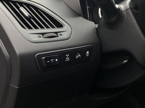 Hyundai ix35 I Рестайлинг с пробегом 2014 года, цена 1 399 000 рублей, 134100 км, внедорожник, Автокод Объявления