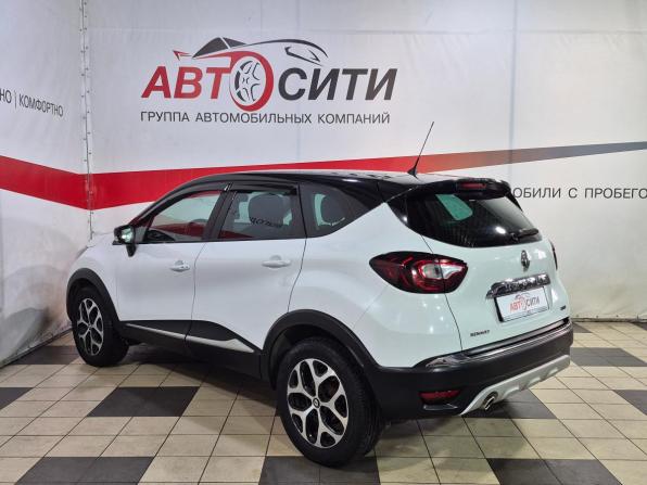 Renault Kaptur I с пробегом 2017 года, цена 1 635 000 рублей, 86300 км, внедорожник, Автокод Объявления