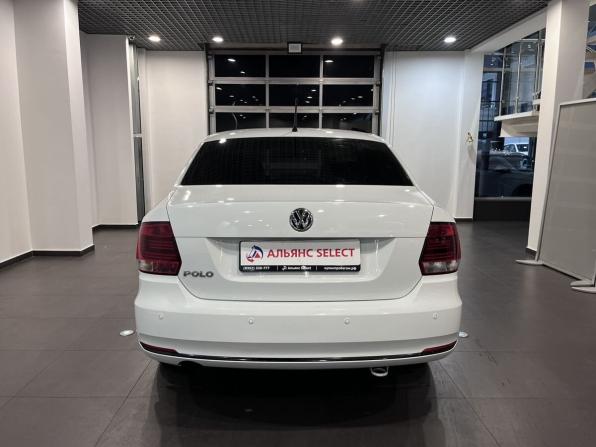 Volkswagen Polo V Рестайлинг с пробегом 2016 года, цена 880 000 рублей, 212166 км, седан, Автокод Объявления