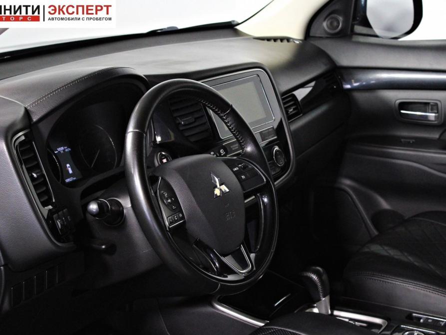 Mitsubishi Outlander III Рестайлинг 3 Белгород  - изображение 11