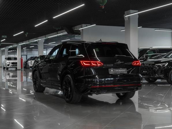 Volkswagen Touareg III с пробегом 2018 года, цена 5 120 000 рублей, 116969 км, внедорожник, Автокод Объявления