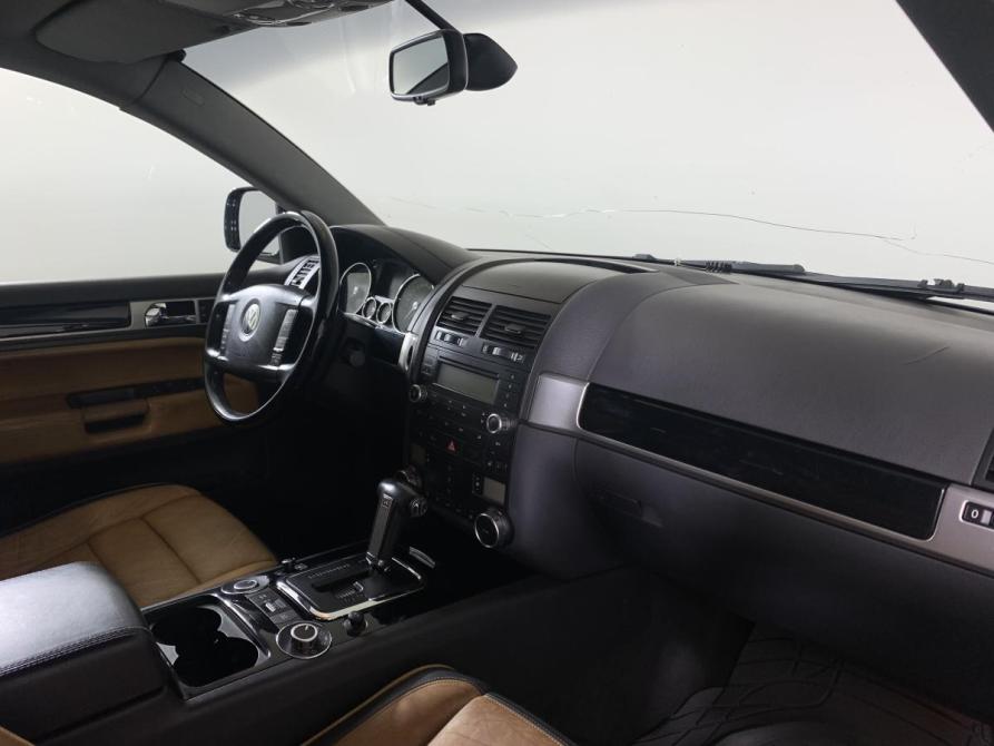 Volkswagen Touareg I Москва  - изображение 13