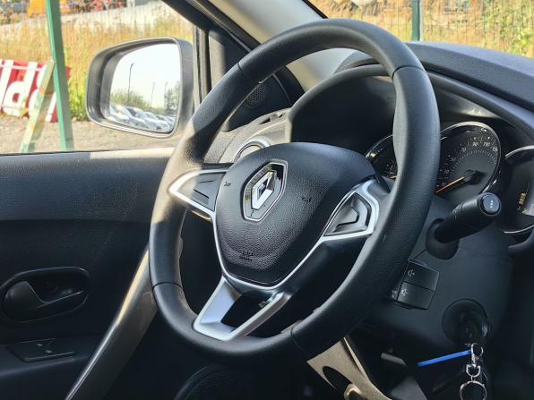 Renault Logan II Рестайлинг с пробегом 2020 года, цена 1 119 000 рублей, 101000 км, седан, Автокод Объявления
