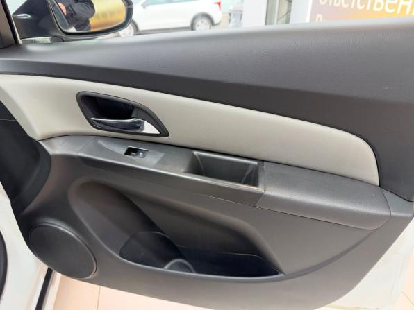 Chevrolet Cruze I Рестайлинг с пробегом 2013 года, цена 805 000 рублей, 208748 км, седан, Автокод Объявления