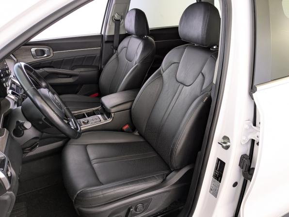 Kia Sorento IV с пробегом 2021 года, цена 3 300 000 рублей, 127000 км, внедорожник, Автокод Объявления
