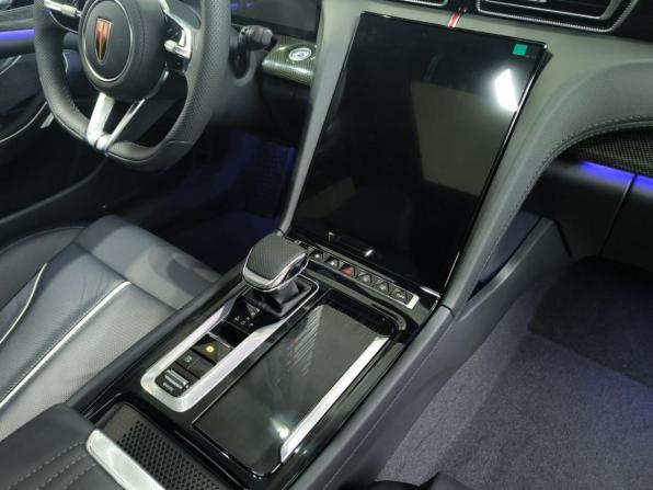 Hongqi H6 с пробегом 2025 года, цена 3 500 000 рублей, 4442 км, хэтчбек, Автокод Объявления