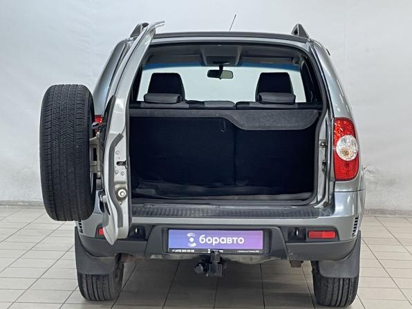 Chevrolet Niva I Рестайлинг с пробегом 2015 года, цена 699 000 рублей, 130910 км, внедорожник, Автокод Объявления