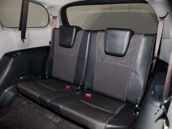 Toyota Wish II Рестайлинг с пробегом 2013 года, цена 1 550 000 рублей, 82774 км, минивэн, Автокод Объявления
