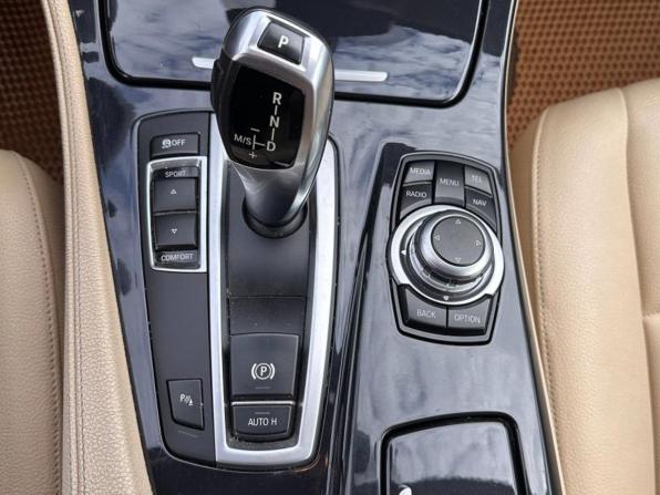 BMW 5 серии VI (F10/F11/F07) Рестайлинг с пробегом 2014 года, цена 1 771 000 рублей, 305830 км, седан, Автокод Объявления