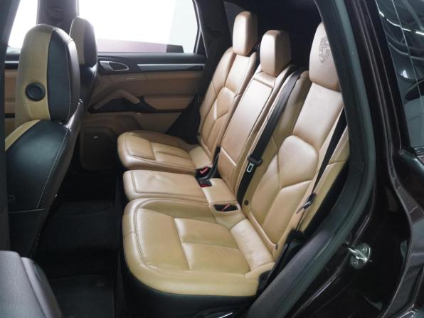 Porsche Cayenne II Рестайлинг (958) с пробегом 2017 года, цена 3 286 000 рублей, 265563 км, внедорожник, Автокод Объявления