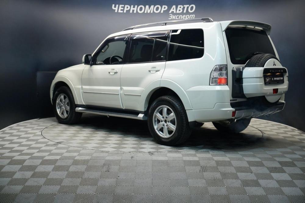 Mitsubishi Pajero IV Рестайлинг 1 Крым  - изображение 3